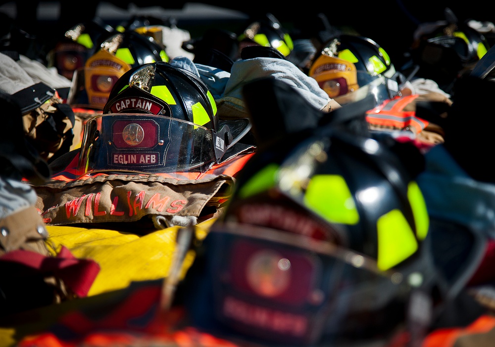 Firefighters honor 9/11 lost in tower climb