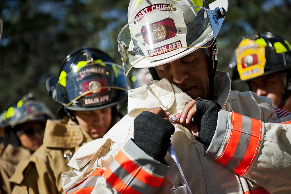 Firefighters honor 9/11 lost in tower climb