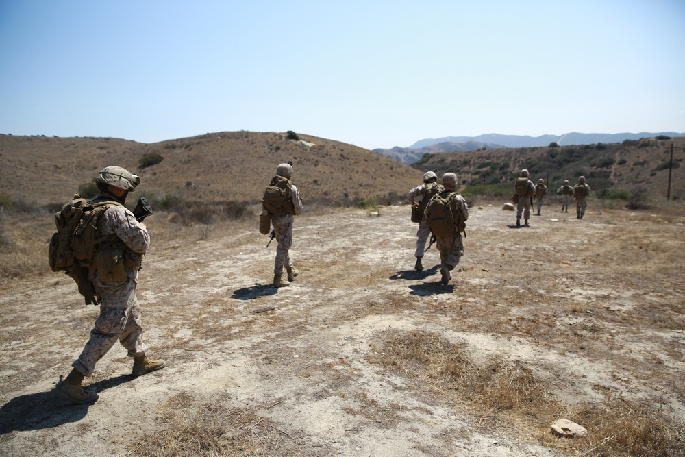 Tactical sight exploitation training prepares Marines for deployment