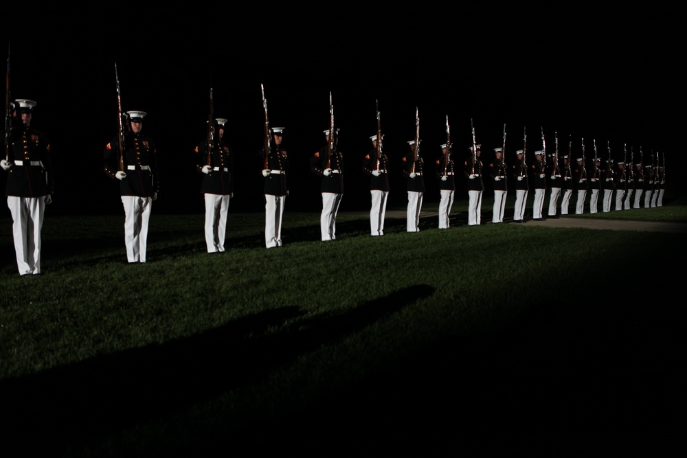 VMMT-204 travels to the 8th and I Evening Parade and National Museum of the Marine Corps