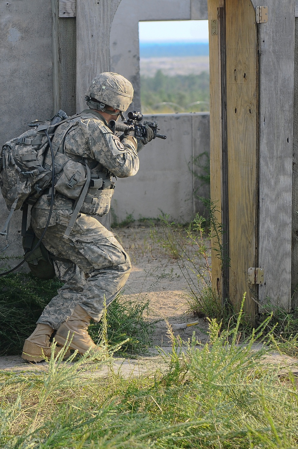 White Falcon paratroopers sharpen combat skills at ITC