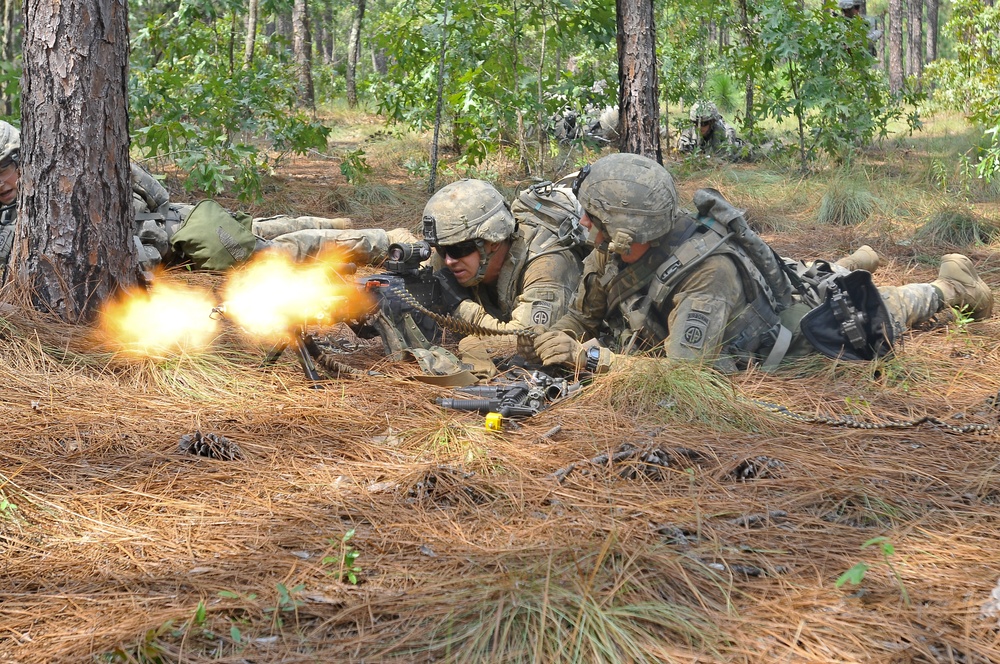 White Falcon paratroopers sharpen combat skills at ITC