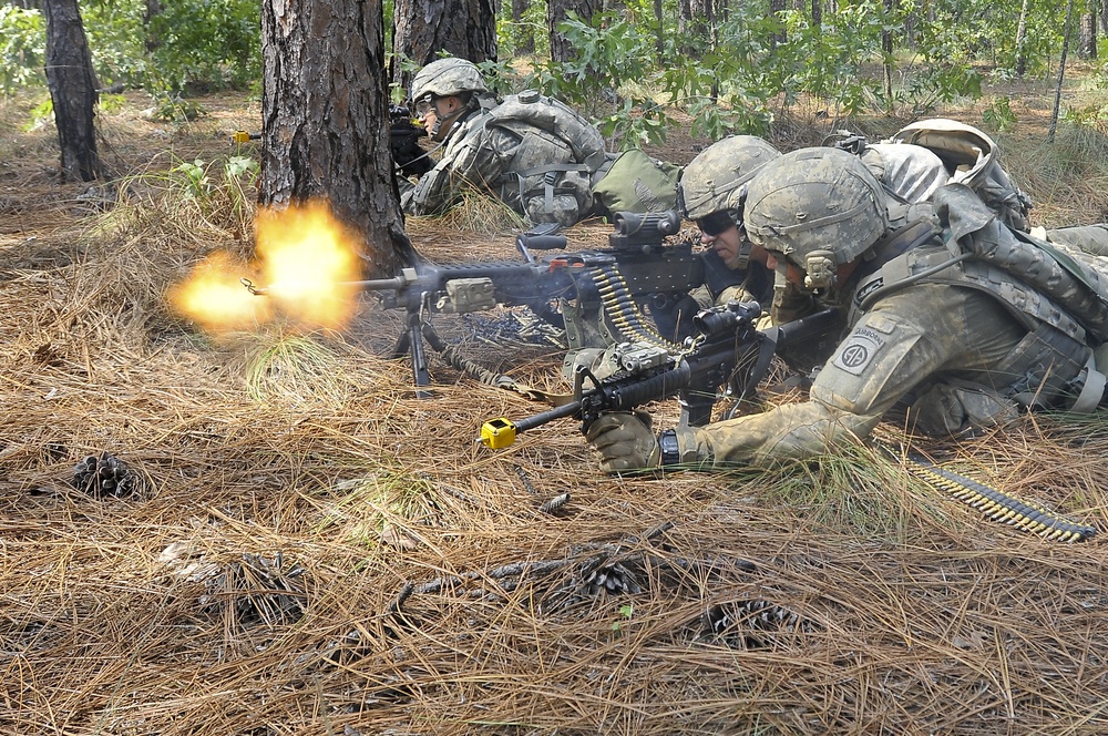 White Falcon paratroopers sharpen combat skills at ITC