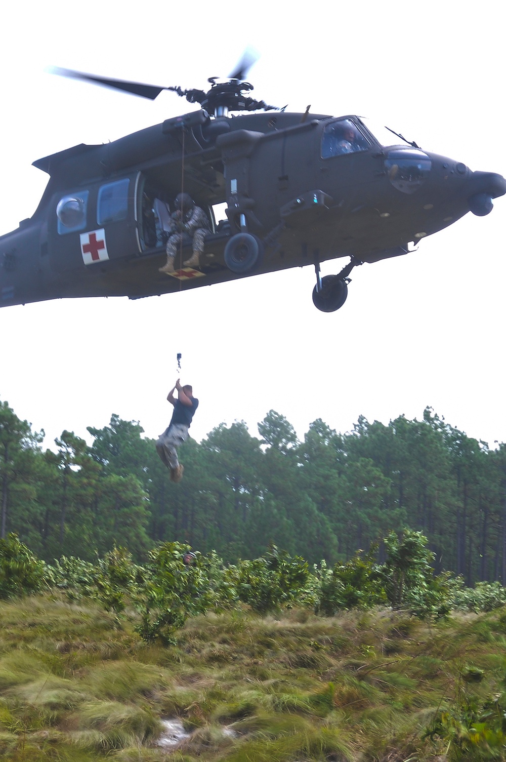 White Falcon paratroopers sharpen combat skills at ITC