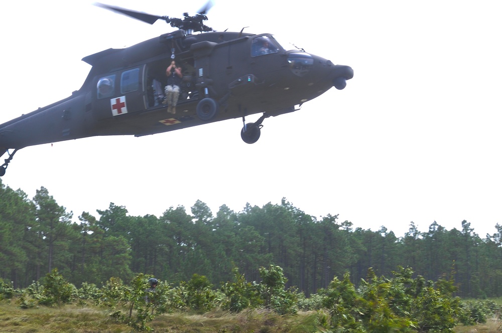 White Falcon paratroopers sharpen combat skills at ITC