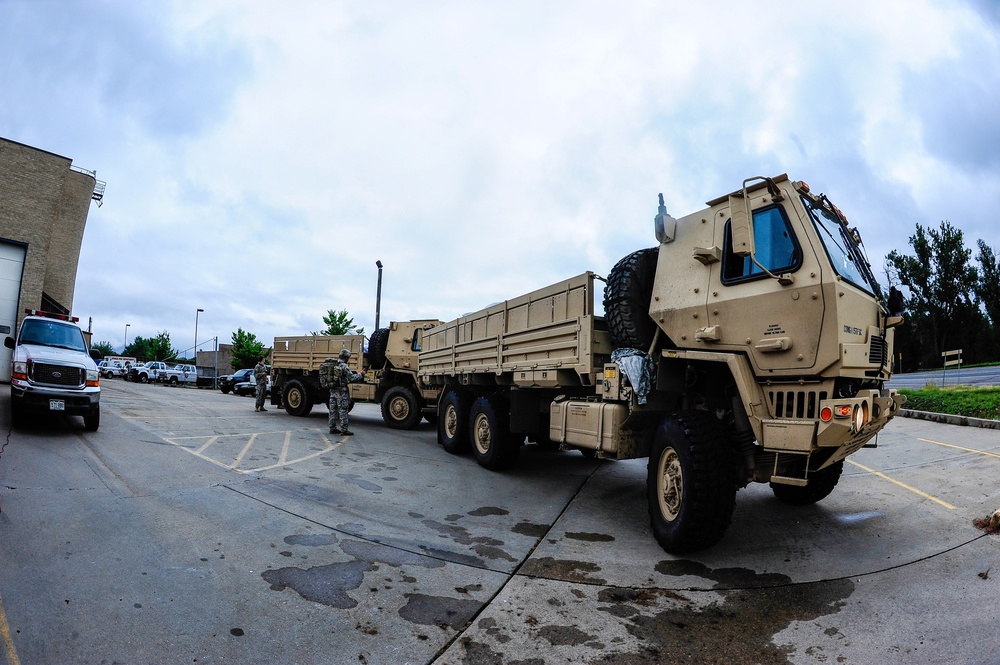 Military units and interagencies aid flooded Colorado areas with sandbags