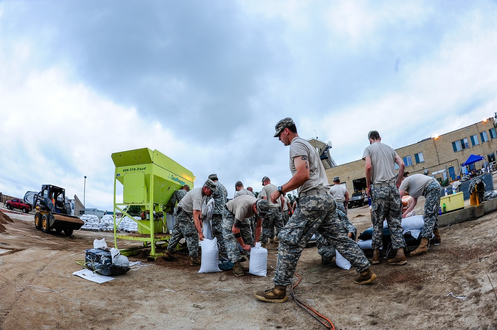 Military units and interagencies aid flooded Colorado areas with sandbags