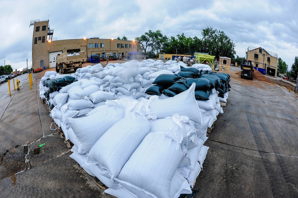Military units and interagencies aid flooded Colorado areas with sandbags