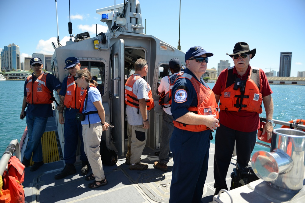 Coast Guard, federal, state respond to Honolulu Harbor molasses spill