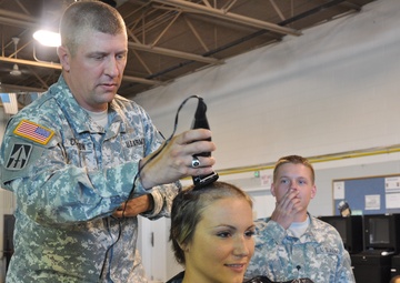 Indiana Guardsman shaves head for cancer charity
