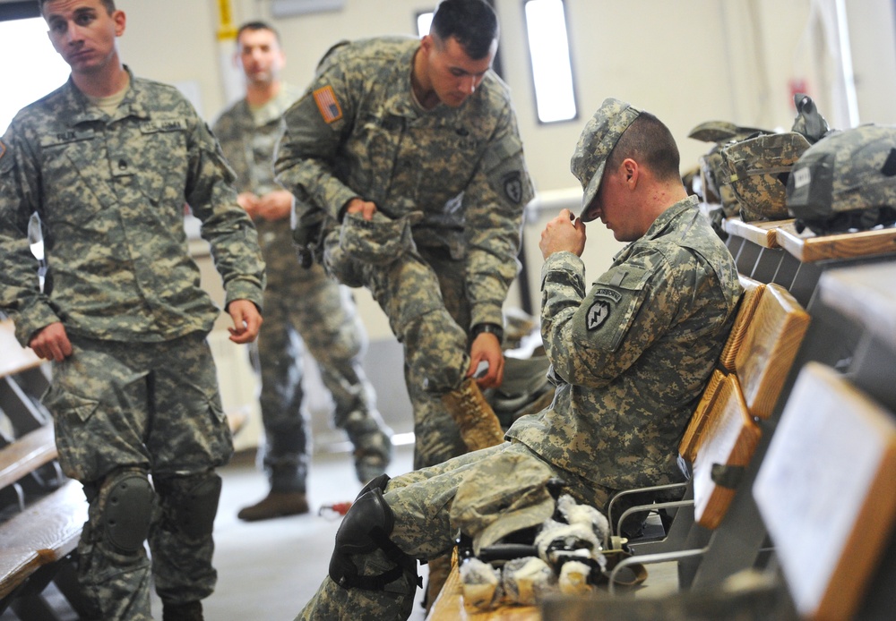 DVIDS - Images - Stand up! JBER paratroopers prep for parachute assault ...