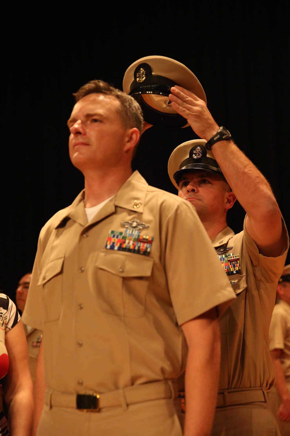 Sailors receive their anchors, come aboard as chiefs