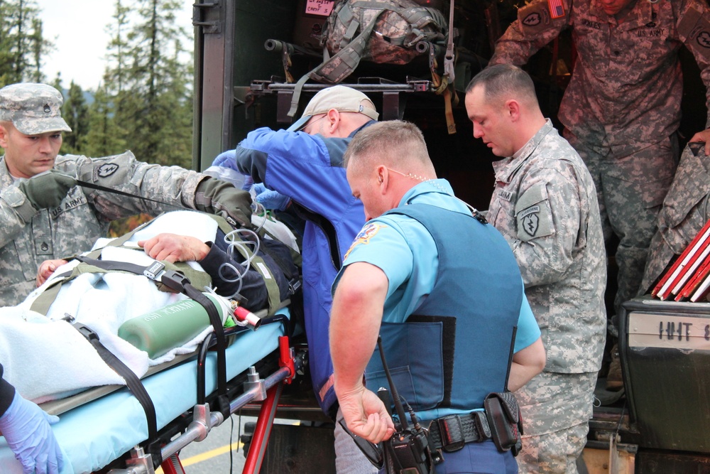 Denali Medics to the rescue on Parks Highway