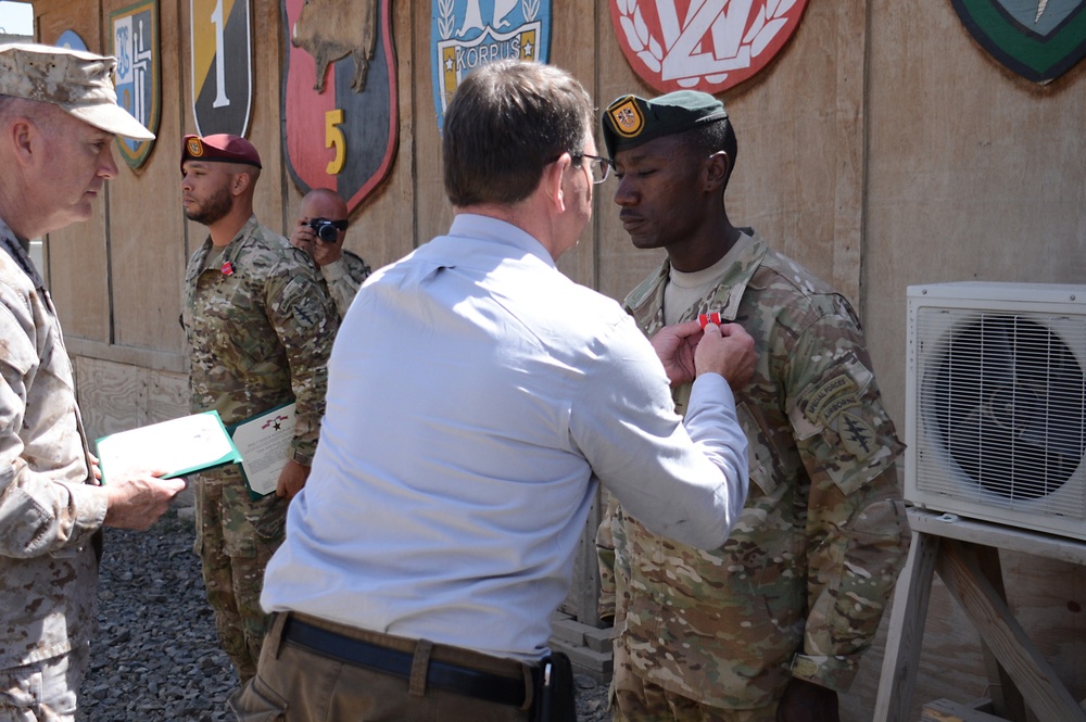 US Army soldiers awarded for valor in Ghazni, Afghanistan