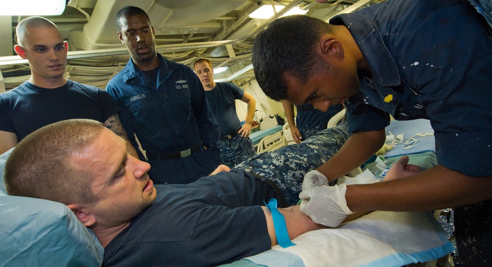 USS San Antonio action