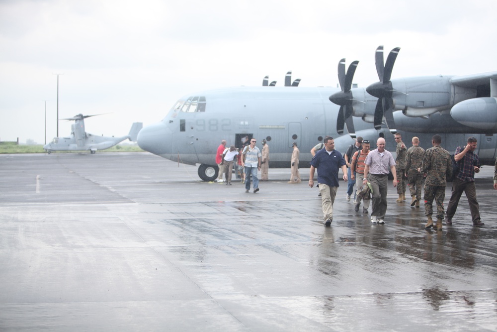 Marines arrive in the Philippines to support PHIBLEX 14