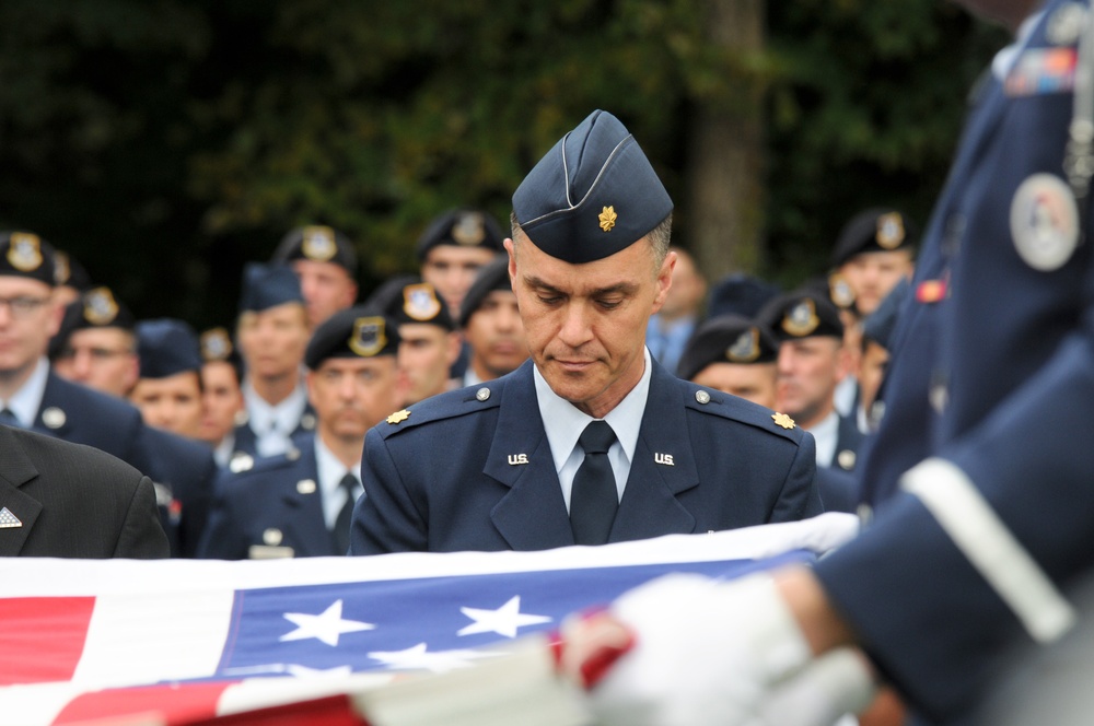 New York Air National Guard NCO honored