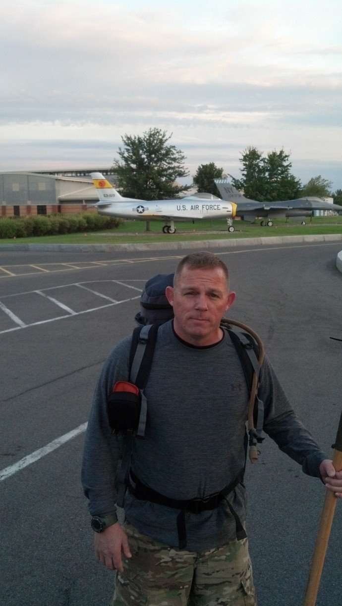 National Guard sergeant walks to mark 9/11, help Wounded Warriors