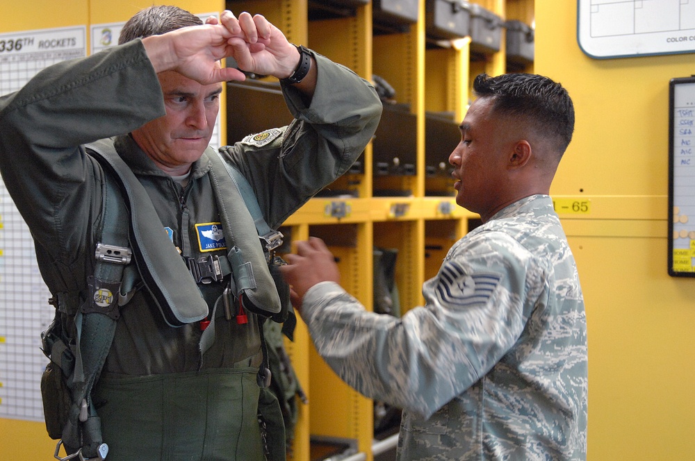 Dvids - Images - Maj. Gen. Jake Polumbo Visit [image 2 Of 8]