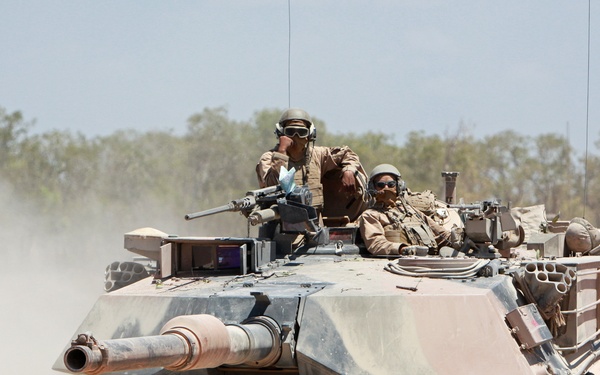 Exercise Gold Eagle smooth ride for Aussie, Marine tanks