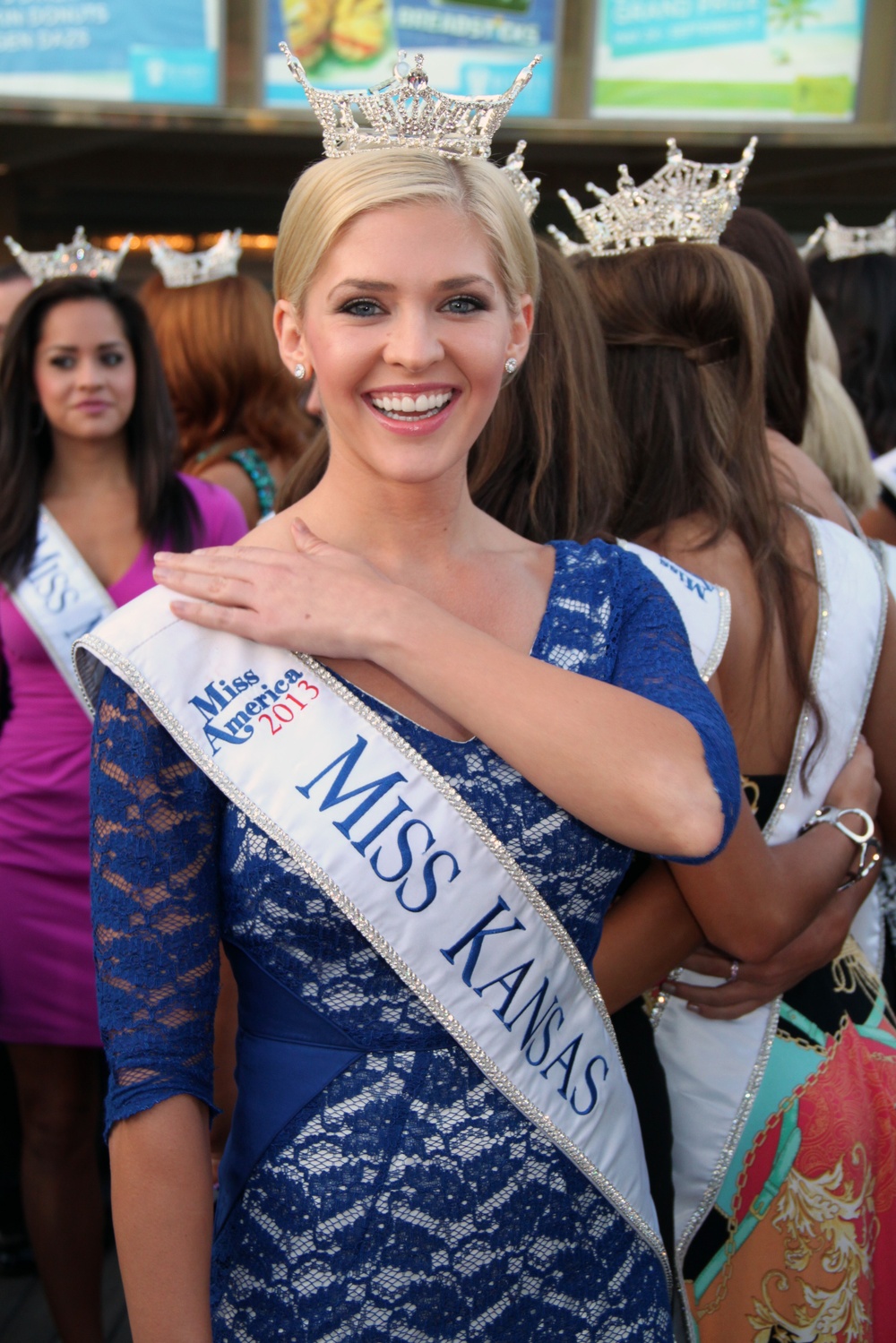 Crown the camo: Kansas National Guardsman competes in 2014 Miss America Pageant