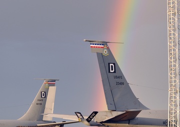 Allied forces unite over Norway in Arctic Challenge Exercise
