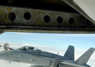 Allied forces unite over Norway in Arctic Challenge Exercise