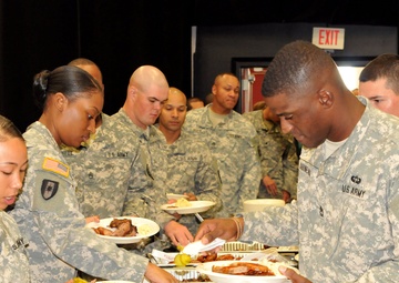 Soldiers honored with luncheon by Temple Chamber