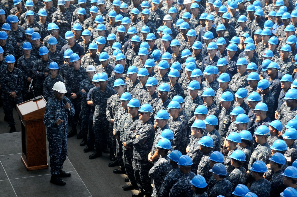Rear Adm. Ponds visits Peleliu
