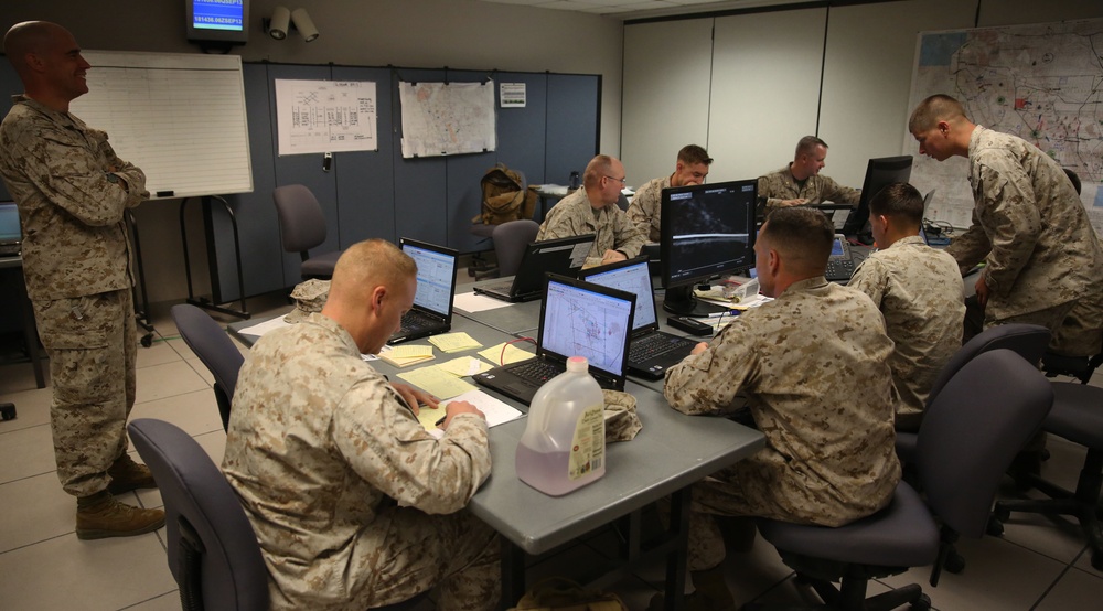6th Marines simulates combat situation