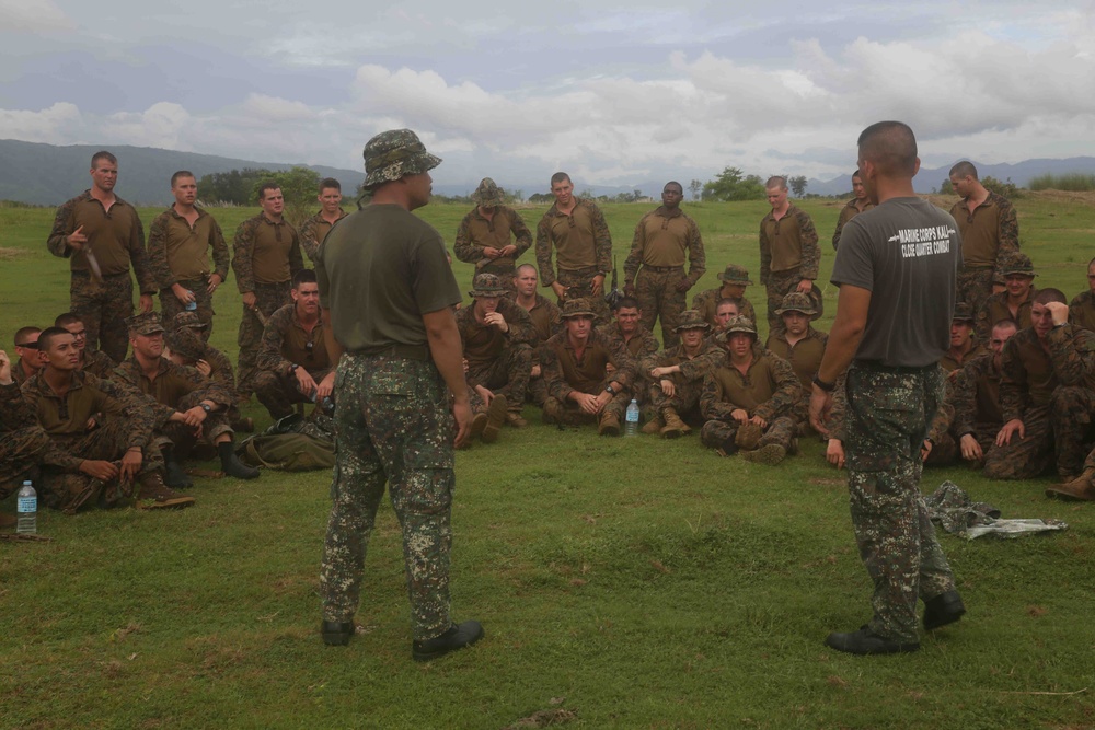 U.S. Marines learn Philippine Marine martial arts techniques