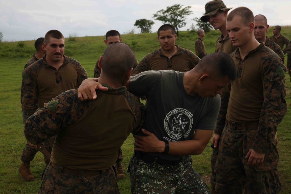 U.S. Marines learn Philippine Marine martial arts techniques