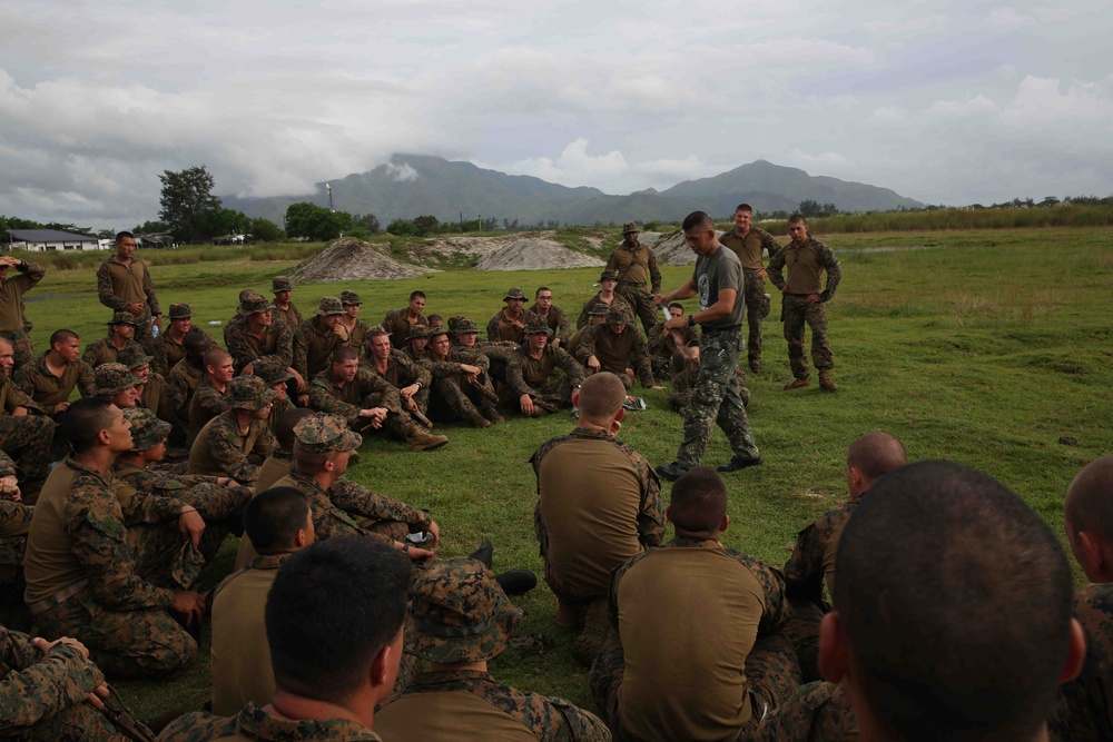 U.S. Marines learn Philippine Marine martial arts techniques