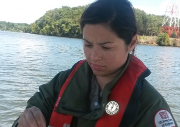 Nashville District participates in the 2013 World Water Monitoring Challenge