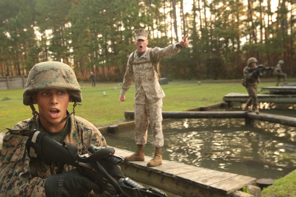 Photo Gallery: Marine recruits maneuver through combat training course on Parris Island