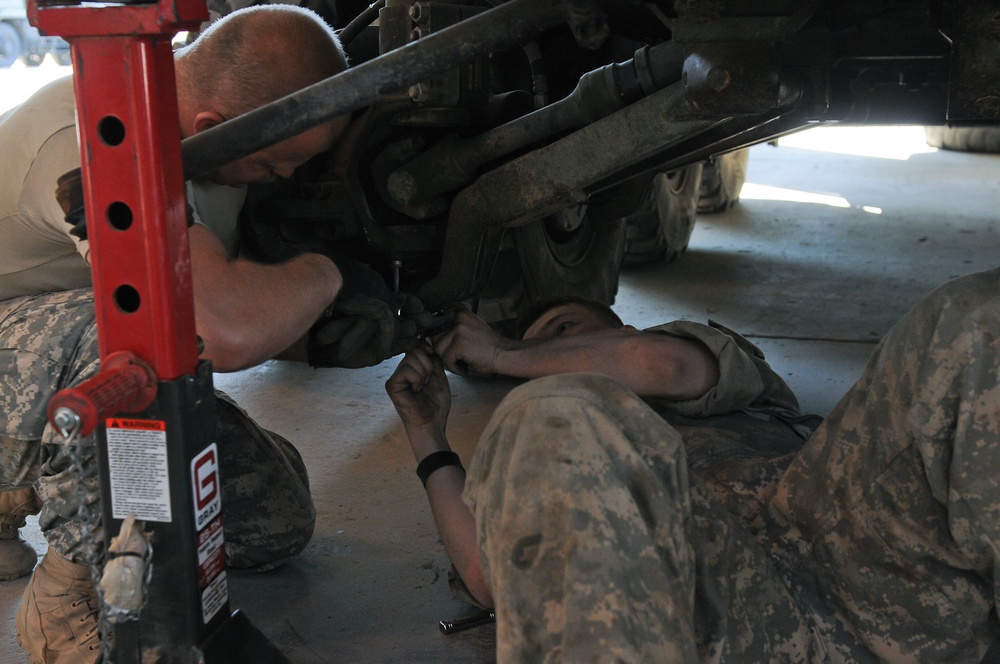 Operation Rising Thunder Day 15: Maintenance crews keep vehicles in top condition after weeks of brutal training exercise