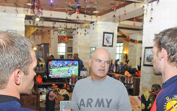 Florida Panthers skate in to visit soldiers, families at CFI, WFSC