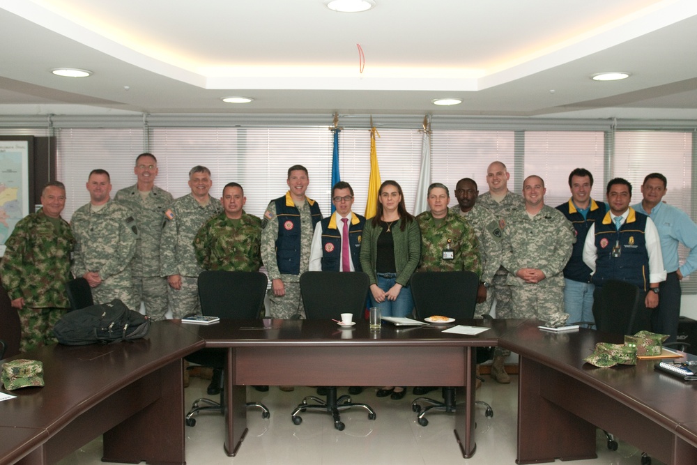 SCNG works with Colombians imporving emergency response services