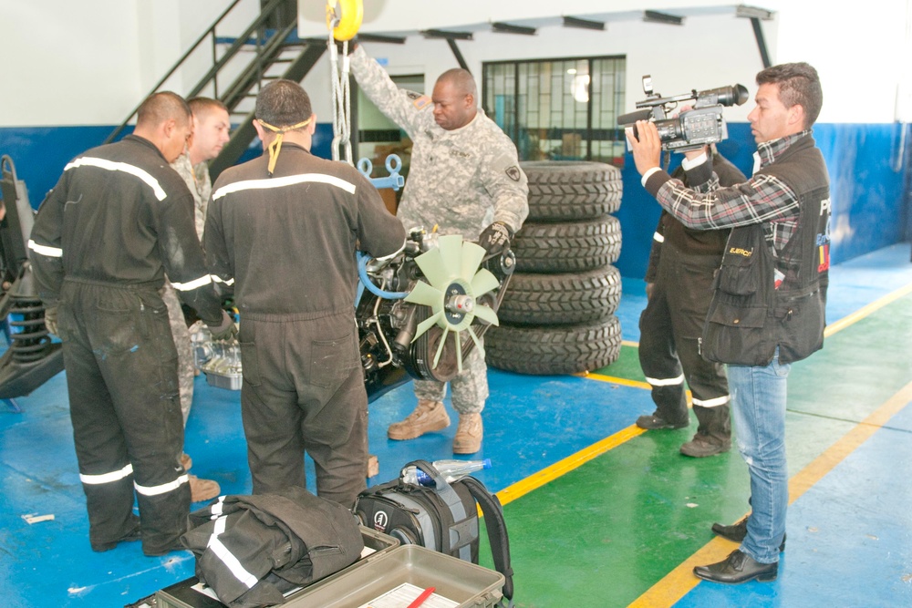 Col. Owens interviewed by Colombian public affairs