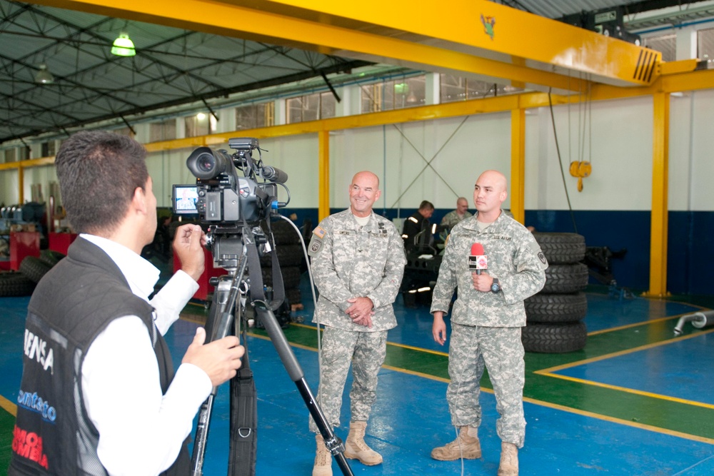 Col. Owens interviewed by Colombian public affairs