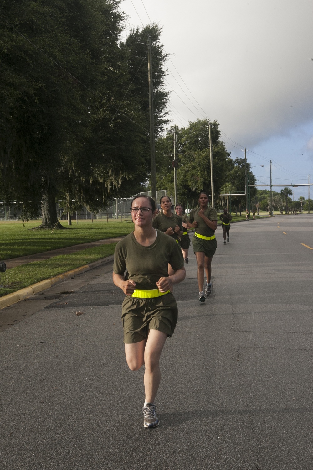 Marine recruits test physical fitness on Parris Island