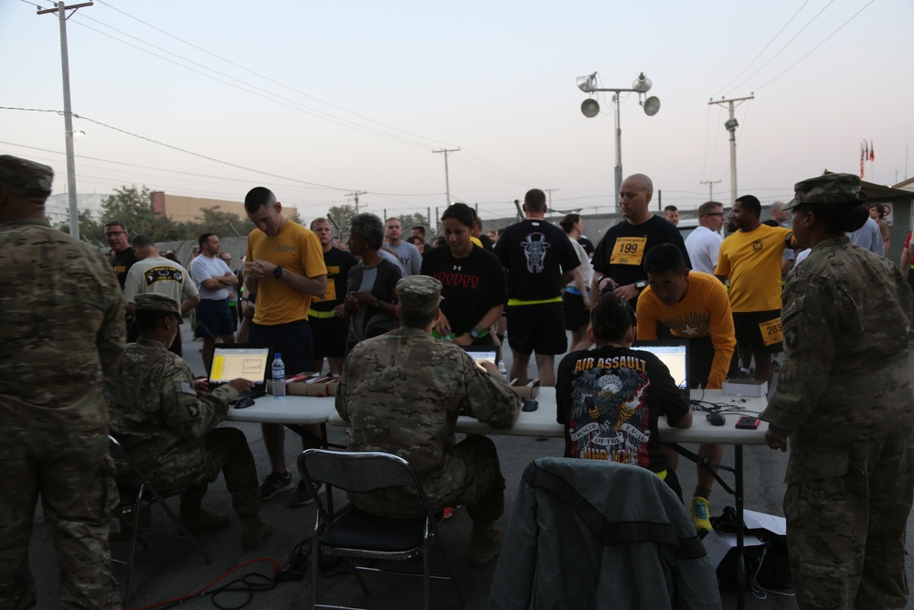 2013 Army 10-Miler shadow run