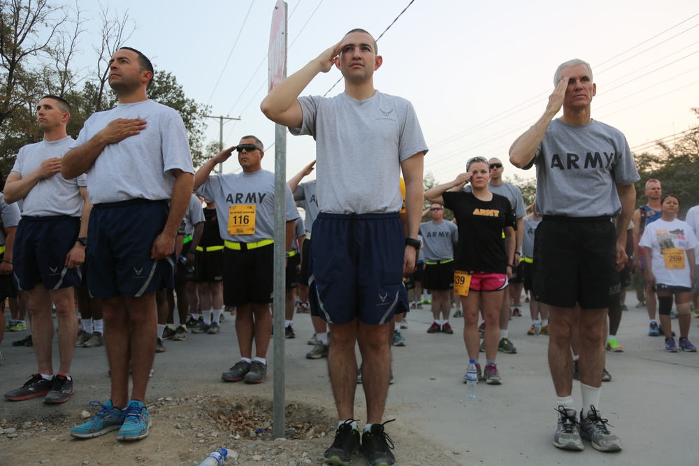 2013 Army 10-Miler shadow run