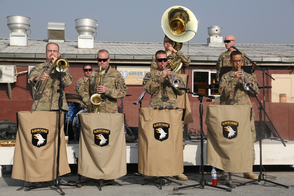 2013 Army 10-Miler shadow run