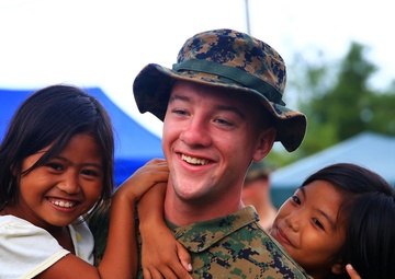 13th MEU conducts PHIBLEX at Crow Valley, Philippines