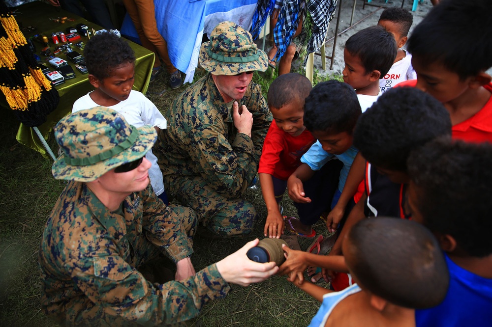 13th MEU conducts PHIBLEX at Crow Valley, Philippines