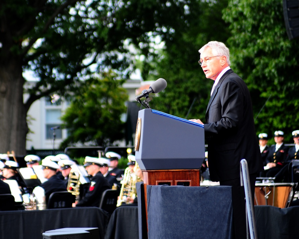 Memorial service for Washington Navy Yard victims