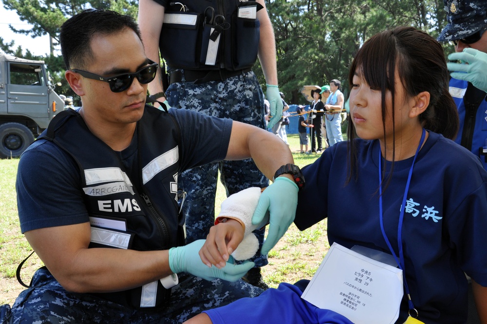 2013 Big Rescue Kanagawa Disaster Prevention Drill
