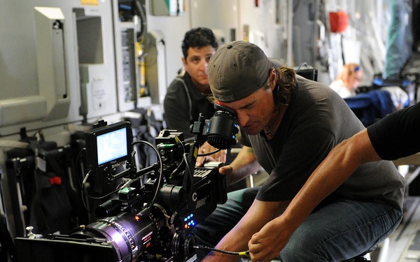 'Hawaii Five-0' films aboard a Hickam C-17