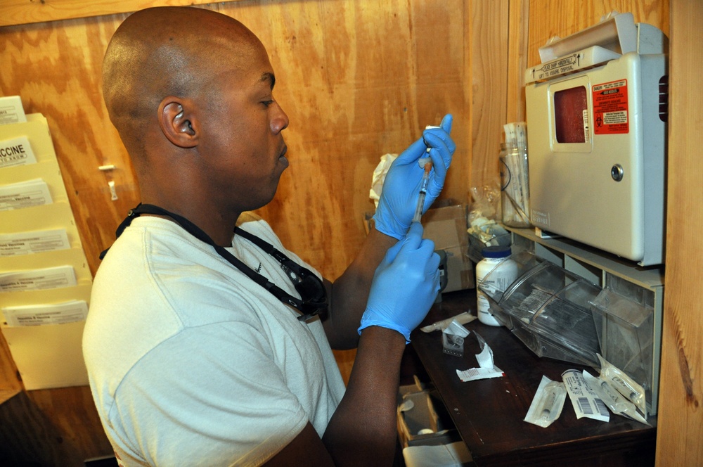 74th EFS flight clinic offers valuable skill set